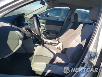 Zdjęcie 7 z 12 samochodu: 2008 HONDA ACCORD LXP VIN:1HGCP264X8A001694 - miniatura