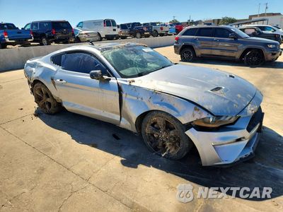 Czwarte zdjęcie samochodu z boku: 2022 FORD MUSTANG VIN:1FA6P8TH5N5108541 - miniatura