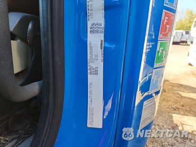 Zdjęcie 12 z 13 samochodu: 2015 FREIGHTLINER CASCADIA SEMI TRUCK VIN:3AKJGLD58FSGD9995 - miniatura