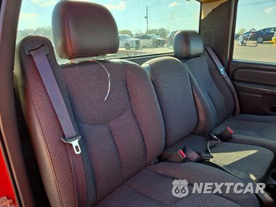 Zdjęcie 10 z 12 samochodu: 2005 CHEVROLET SILVERADO C1500 VIN:1GCEC14X65Z339049 - miniatura