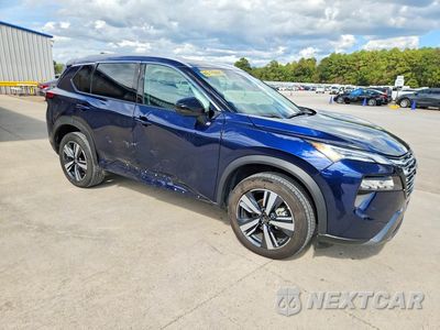Czwarte zdjęcie samochodu z boku: 2026 NISSAN ROGUE SL VIN:5N1BT3CB2TC778829 - miniatura