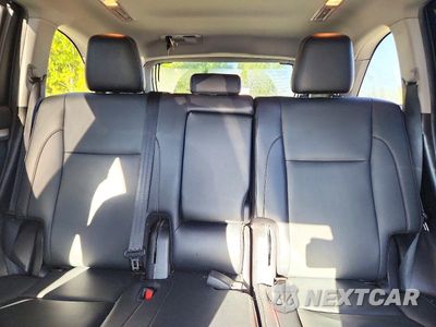 Zdjęcie 10 z 13 samochodu: 2019 TOYOTA HIGHLANDER XLE VIN:5TDKZRFH6KS332332 - miniatura