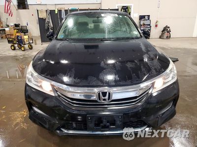 Piąte zdjęcie samochodu w środku: 2017 HONDA ACCORD LX VIN:1HGCR2F30HA287606 - miniatura