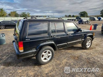 Trzecie zdjęcie samochodu z tyłu: 2001 JEEP CHEROKEE SPORT VIN:1J4FF48S71L611367 - miniatura