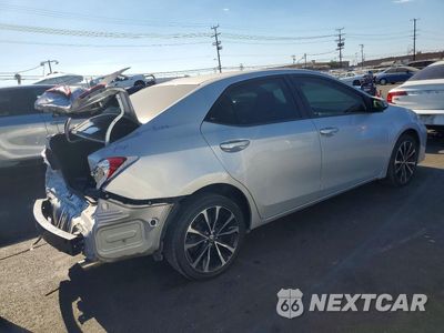 Trzecie zdjęcie samochodu z tyłu: 2017 TOYOTA COROLLA SE VIN:5YFBURHE2HP685136 - miniatura