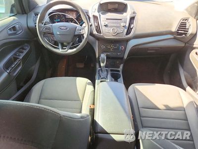 Zdjęcie 8 z 13 samochodu: 2018 FORD ESCAPE S VIN:1FMCU0F73JUB79355 - miniatura