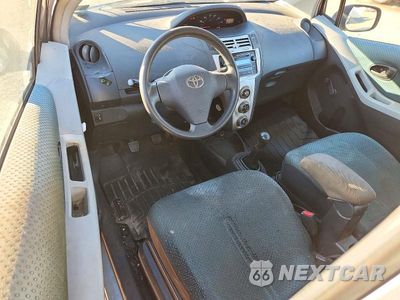 Zdjęcie 8 z 12 samochodu: 2007 TOYOTA YARIS BASE VIN:JTDJT923375063369 - miniatura