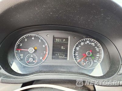 Zdjęcie 9 z 12 samochodu: 2014 VOLKSWAGEN PASSAT S VIN:1VWAP7A33EC016519 - miniatura