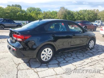 Trzecie zdjęcie samochodu z tyłu: 2021 KIA RIO S VIN:3KPA24AD1ME380468 - miniatura