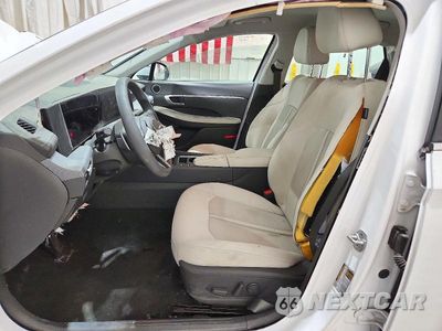 Zdjęcie 7 z 13 samochodu: 2025 HYUNDAI SONATA SEL VIN:KMHL64JA6SA472772 - miniatura