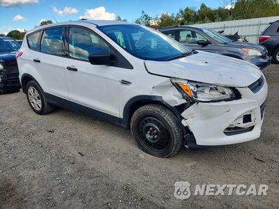 Czwarte zdjęcie samochodu z boku: 2014 FORD ESCAPE S VIN:1FMCU0F76EUB03831 - miniatura
