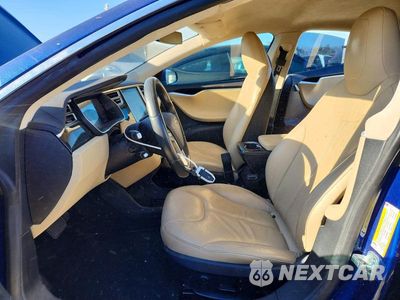 Zdjęcie 7 z 12 samochodu: 2015 TESLA MODEL S VIN:5YJSA1E18FF105165 - miniatura