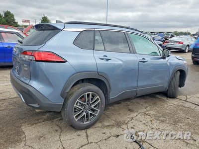 Trzecie zdjęcie samochodu z tyłu: 2026 TOYOTA COROLLA CROSS XLE VIN:7MUEAABG5TV183471 - miniatura