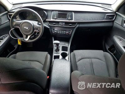 Zdjęcie 8 z 12 samochodu: 2017 KIA OPTIMA LX VIN:5XXGT4L38HG152380 - miniatura