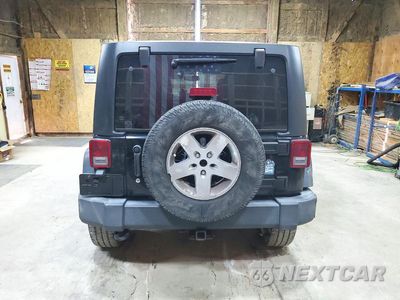 Zdjęcie 6 z 12 samochodu: 2015 JEEP WRANGLER UNLIMITED SPORT VIN:1C4BJWDG1FL761014 - miniatura