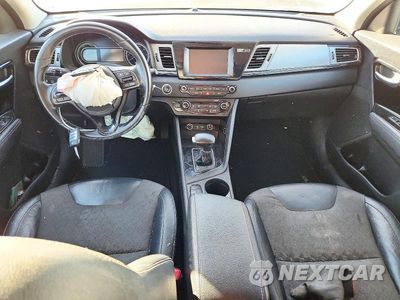 Zdjęcie 8 z 13 samochodu: 2019 KIA NIRO EX VIN:KNDCC3LC0K5231241 - miniatura