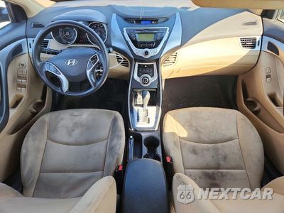 Zdjęcie 8 z 12 samochodu: 2012 HYUNDAI ELANTRA GLS VIN:KMHDH4AE1CU221062 - miniatura