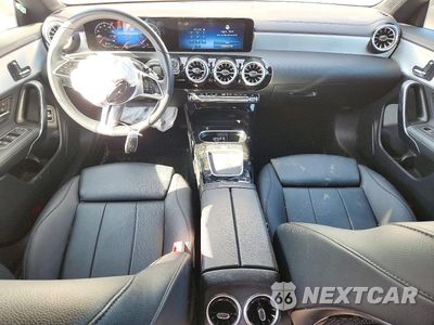 Zdjęcie 8 z 12 samochodu: 2025 MERCEDES-BENZ CLA 250 4MATIC VIN:W1K5J4HBXSN511694 - miniatura