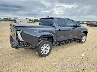 Trzecie zdjęcie samochodu z tyłu: 2024 TOYOTA TACOMA SR VIN:3TYKD5HN3RT015827 - miniatura