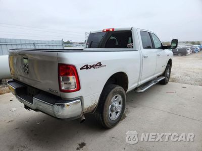 Trzecie zdjęcie samochodu z tyłu: 2022 RAM 2500 BIG HORN/LONE STAR VIN:3C6UR5DJ6NG296983 - miniatura