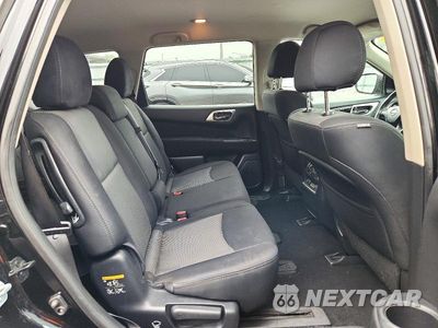 Zdjęcie 11 z 13 samochodu: 2017 NISSAN PATHFINDER SV VIN:5N1DR2MM3HC650950 - miniatura