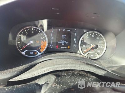 Zdjęcie 9 z 12 samochodu: 2018 JEEP RENEGADE LATITUDE VIN:ZACCJABB2JPH38103 - miniatura