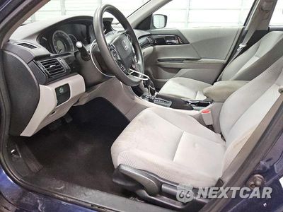 Zdjęcie 7 z 12 samochodu: 2017 HONDA ACCORD LX VIN:1HGCR2F39HA185236 - miniatura