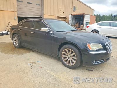 Czwarte zdjęcie samochodu z boku: 2013 CHRYSLER 300 VIN:2C3CCAET7DH650219 - miniatura
