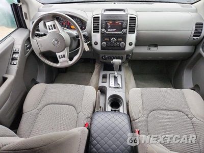Zdjęcie 8 z 13 samochodu: 2018 NISSAN FRONTIER SV VIN:1N6AD0EVXJN747782 - miniatura