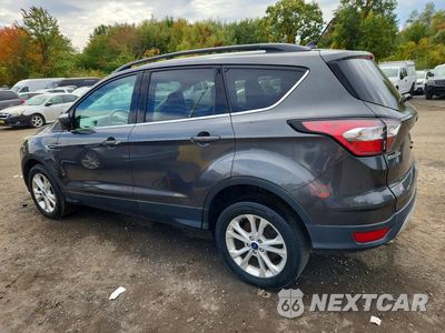 Drugie zdjęcie samochodu z przodu: 2018 FORD ESCAPE SE VIN:1FMCU9GD7JUA70065 - miniatura