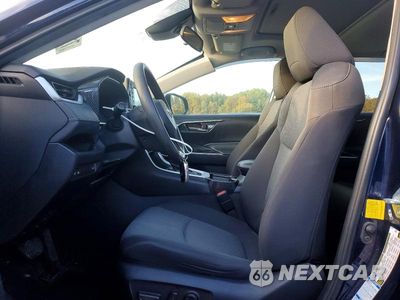 Zdjęcie 7 z 14 samochodu: 2021 TOYOTA RAV4 XLE VIN:2T3P1RFV7MW162762 - miniatura