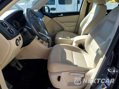 Zdjęcie 7 z 13 samochodu: 2016 VOLKSWAGEN TIGUAN S VIN:WVGAV7AX8GW602318 - miniatura