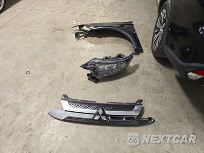 Zdjęcie 13 z 14 samochodu: 2019 MITSUBISHI OUTLANDER SEL VIN:JA4AZ3A33KZ014830 - miniatura