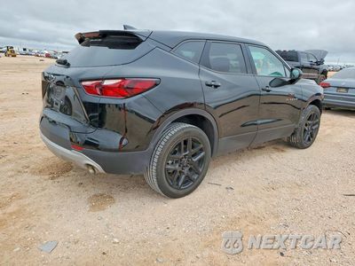 Trzecie zdjęcie samochodu z tyłu: 2020 CHEVROLET BLAZER VIN:3GNKBBRA1LS641284 - miniatura