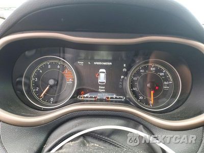 Zdjęcie 9 z 13 samochodu: 2016 JEEP CHEROKEE LIMITED VIN:1C4PJMDS6GW210673 - miniatura