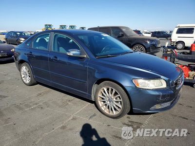 Czwarte zdjęcie samochodu z boku: 2010 VOLVO S40 2.4I VIN:YV1390MS0A2507057 - miniatura