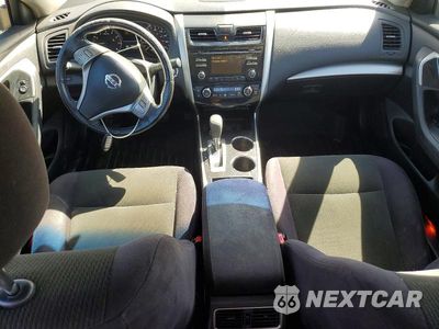Zdjęcie 8 z 12 samochodu: 2013 NISSAN ALTIMA 2.5 VIN:1N4AL3AP1DC141307 - miniatura