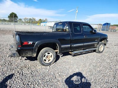 Trzecie zdjęcie samochodu z tyłu: 2000 CHEVROLET SILVERADO K1500 VIN:1GCEK19T3YZ163705 - miniatura