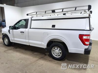 Drugie zdjęcie samochodu z przodu: 2023 FORD F150 VIN:1FTMF1CB3PKE33104 - miniatura