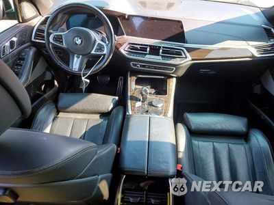 Zdjęcie 8 z 13 samochodu: 2020 BMW X5 M50I VIN:5UXJU4C02L9B09072 - miniatura