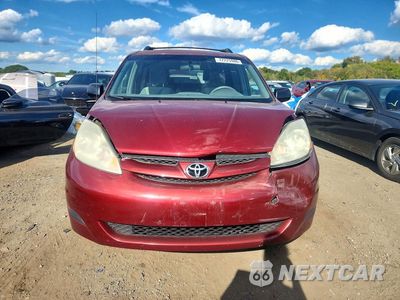 Piąte zdjęcie samochodu w środku: 2009 TOYOTA SIENNA LE 7-PASSENGER VIN:5TDZK23C39S273558 - miniatura