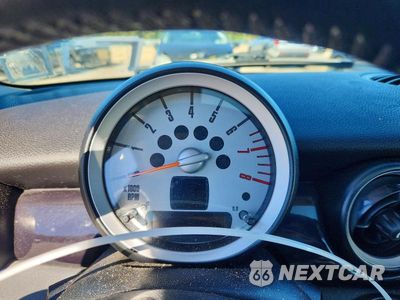 Zdjęcie 9 z 12 samochodu: 2009 MINI COOPER S VIN:WMWMF73599TW88007 - miniatura