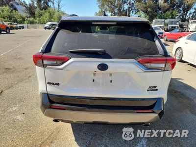 Zdjęcie 6 z 13 samochodu: 2019 TOYOTA RAV4 XSE VIN:JTMEWRFV7KJ009187 - miniatura