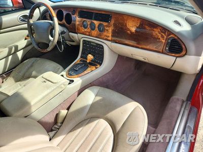 Zdjęcie 8 z 12 samochodu: 2002 JAGUAR XK8 VIN:SAJDA42C82NA28085 - miniatura