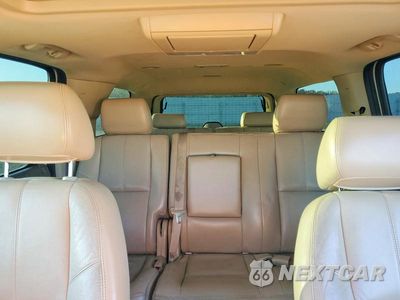 Zdjęcie 10 z 14 samochodu: 2011 CHEVROLET SUBURBAN K1500 LT VIN:1GNSKJE30BR371256 - miniatura