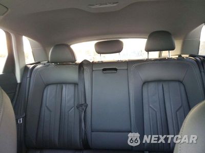 Zdjęcie 10 z 13 samochodu: 2021 AUDI E-TRON PREMIUM VIN:WA1AAAGE8MB027119 - miniatura