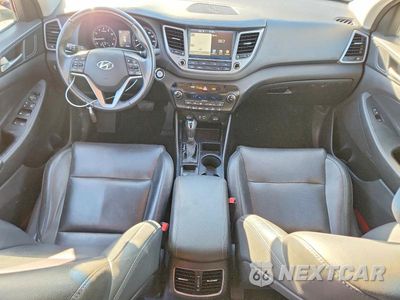 Zdjęcie 8 z 13 samochodu: 2018 HYUNDAI TUCSON SEL PLUS VIN:KM8J33A42JU769605 - miniatura