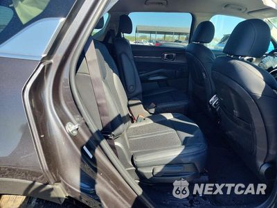 Zdjęcie 10 z 12 samochodu: 2023 KIA SORENTO EX VIN:KNDRHDLG5P5196224 - miniatura