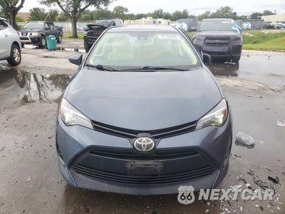 Piąte zdjęcie samochodu w środku: 2017 TOYOTA COROLLA LE VIN:5YFBURHE6HP732698 - miniatura