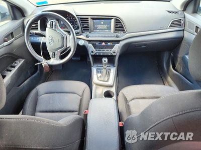 Zdjęcie 8 z 12 samochodu: 2017 HYUNDAI ELANTRA VALUE EDITION VIN:KMHD84LF0HU379311 - miniatura
